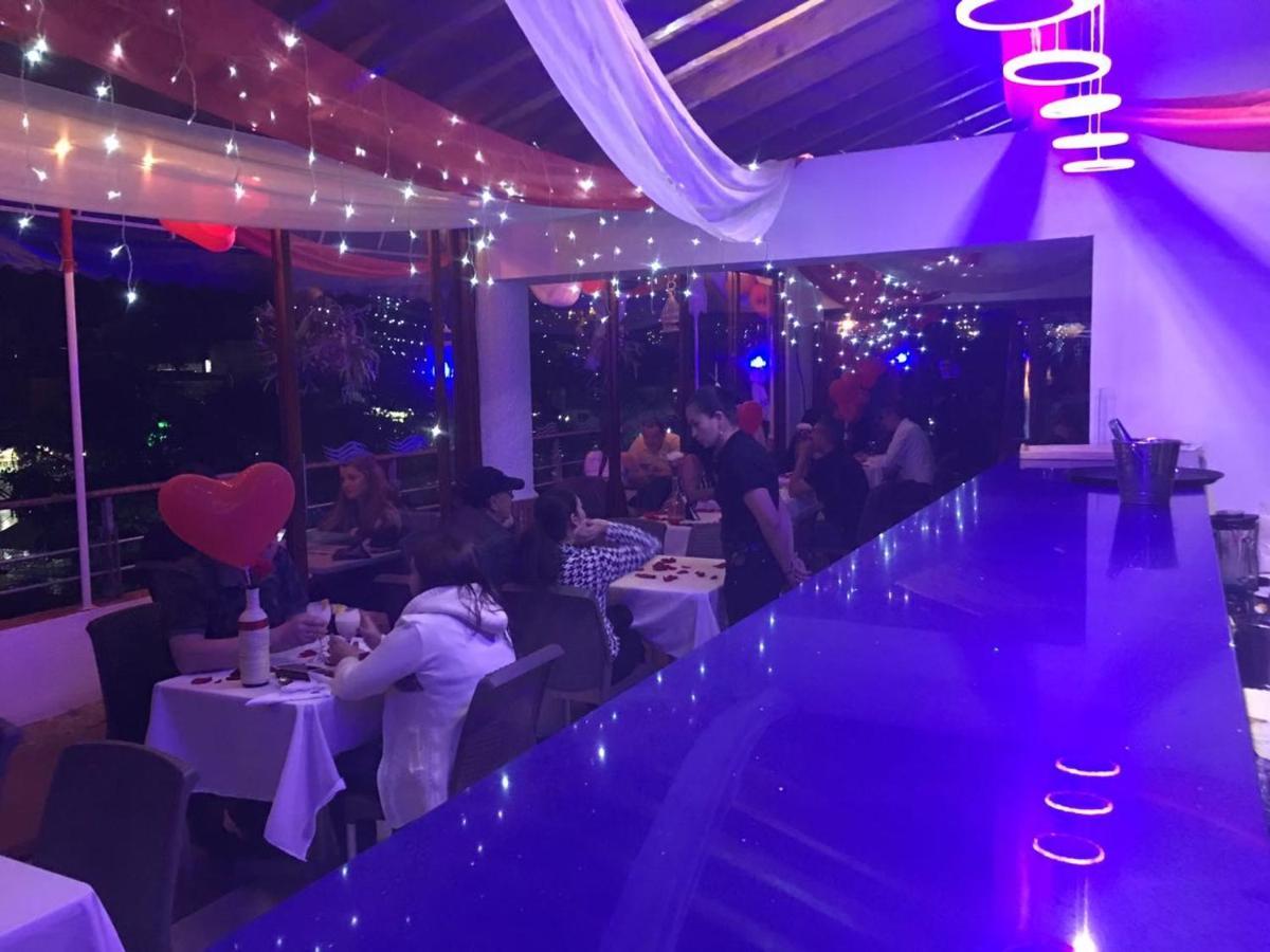 Hotel Guatatur Guatapé Екстериор снимка
