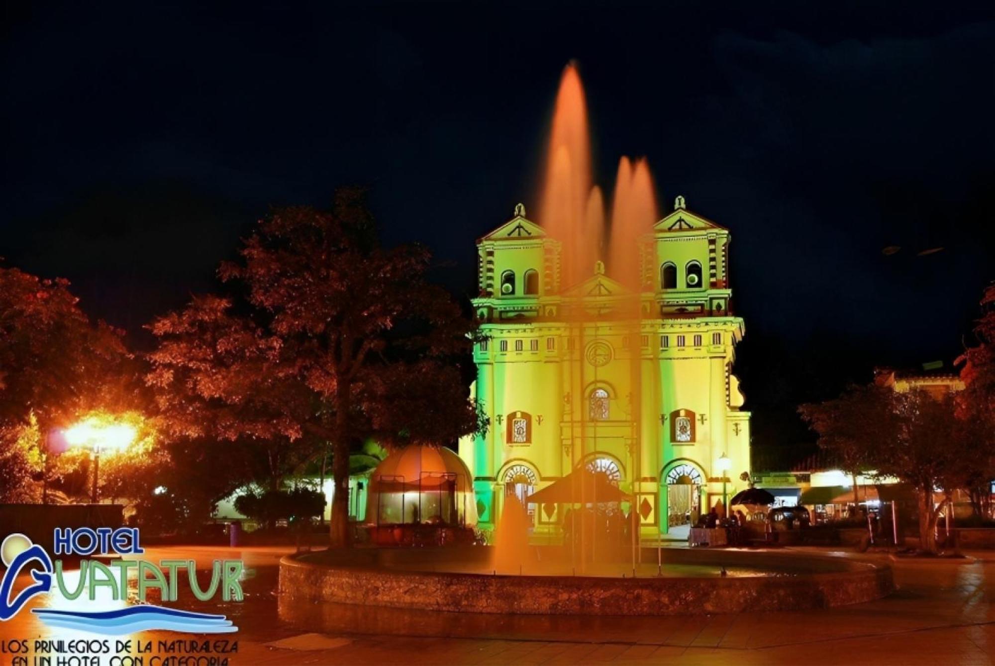 Hotel Guatatur Guatapé Екстериор снимка