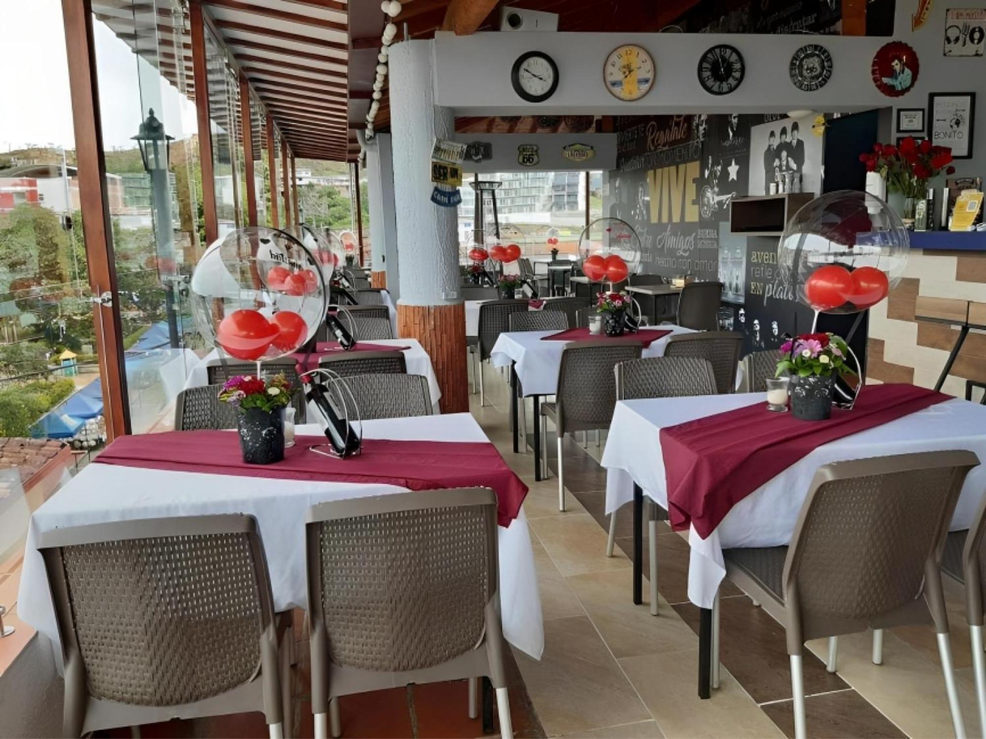 Hotel Guatatur Guatapé Екстериор снимка