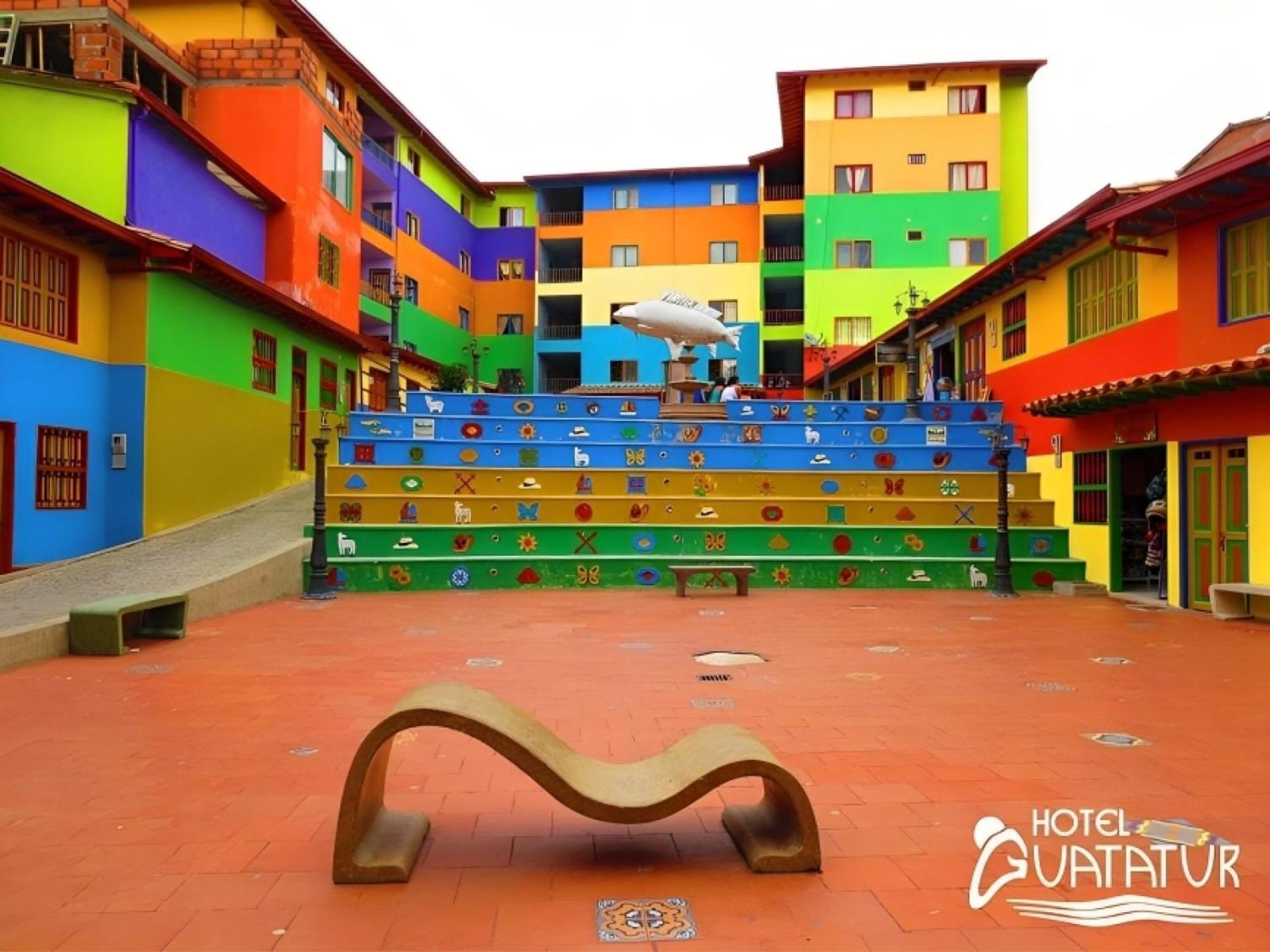 Hotel Guatatur Guatapé Екстериор снимка