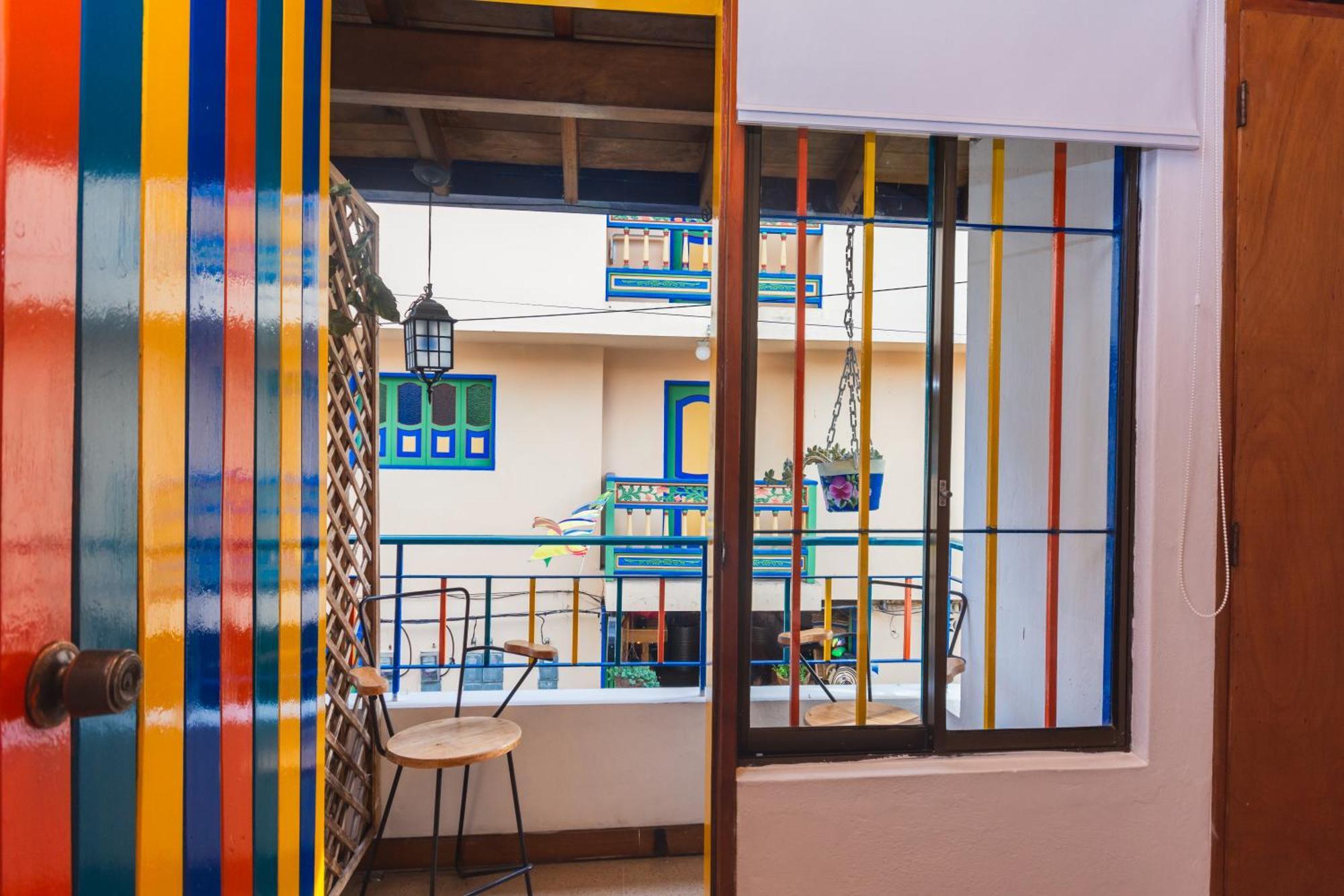 Hotel Guatatur Guatapé Екстериор снимка