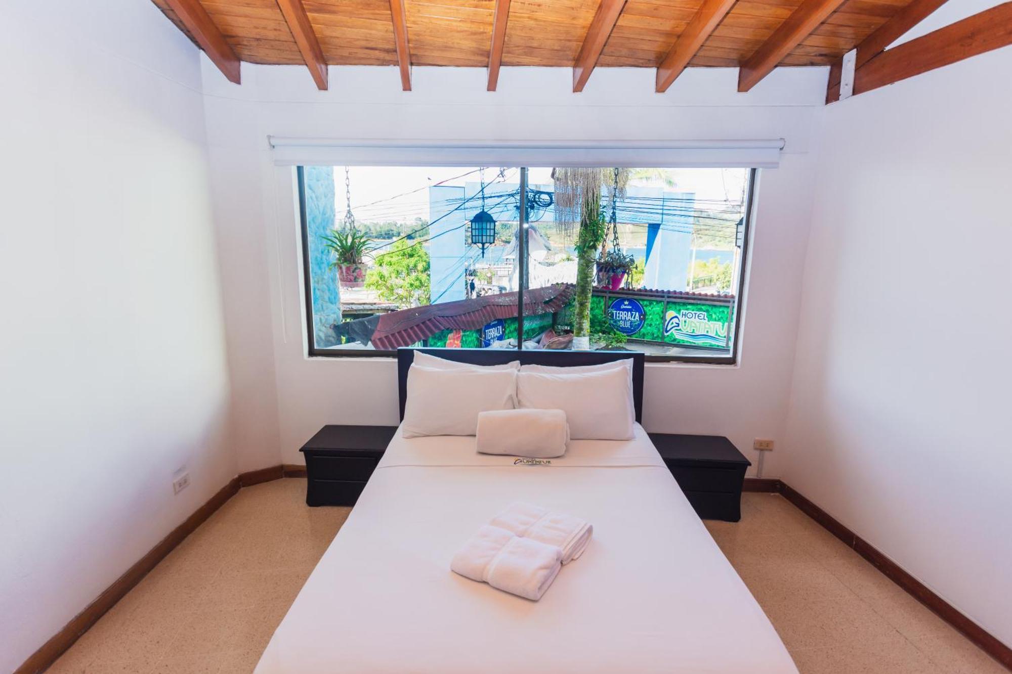 Hotel Guatatur Guatapé Екстериор снимка
