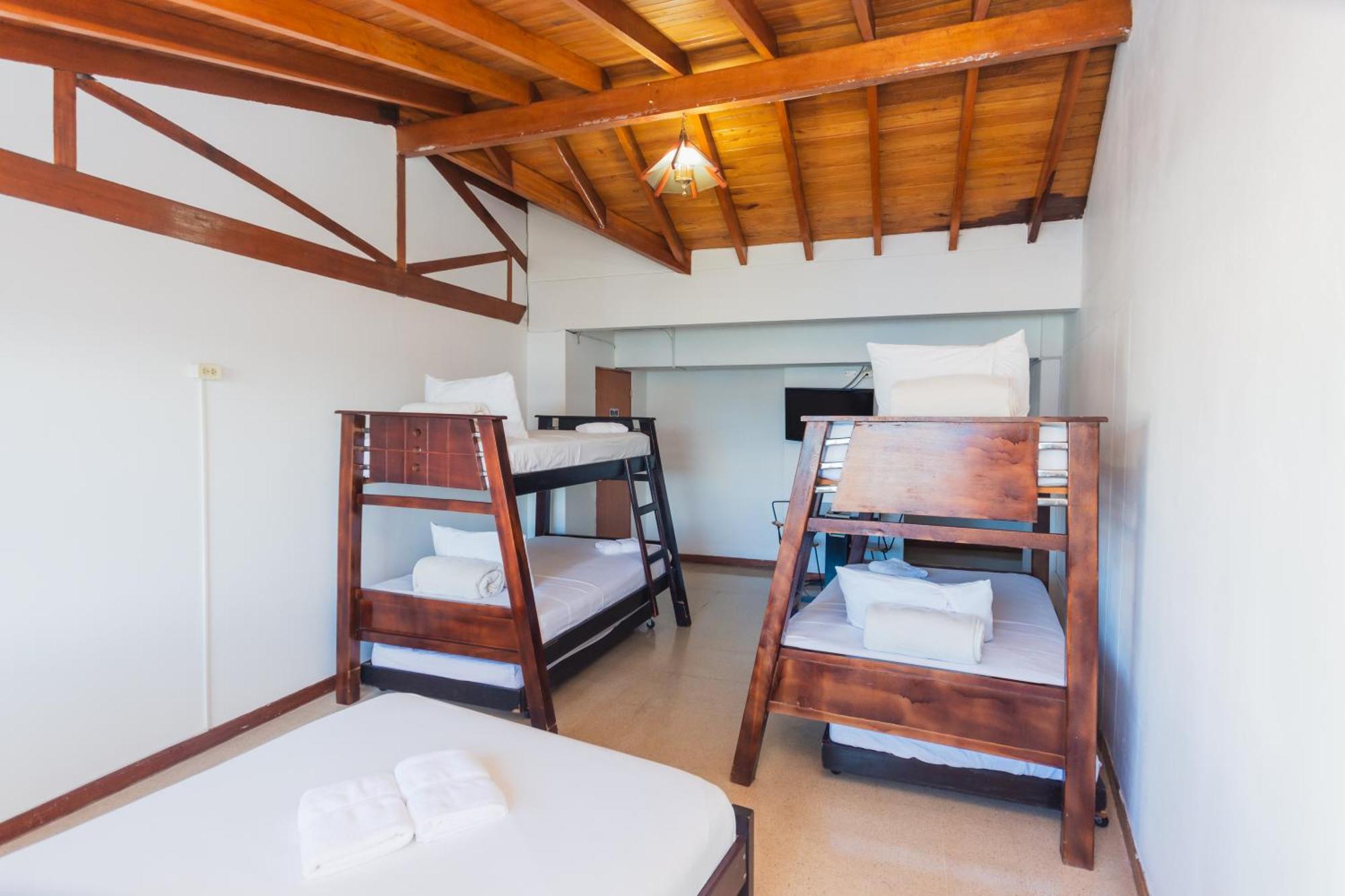Hotel Guatatur Guatapé Екстериор снимка